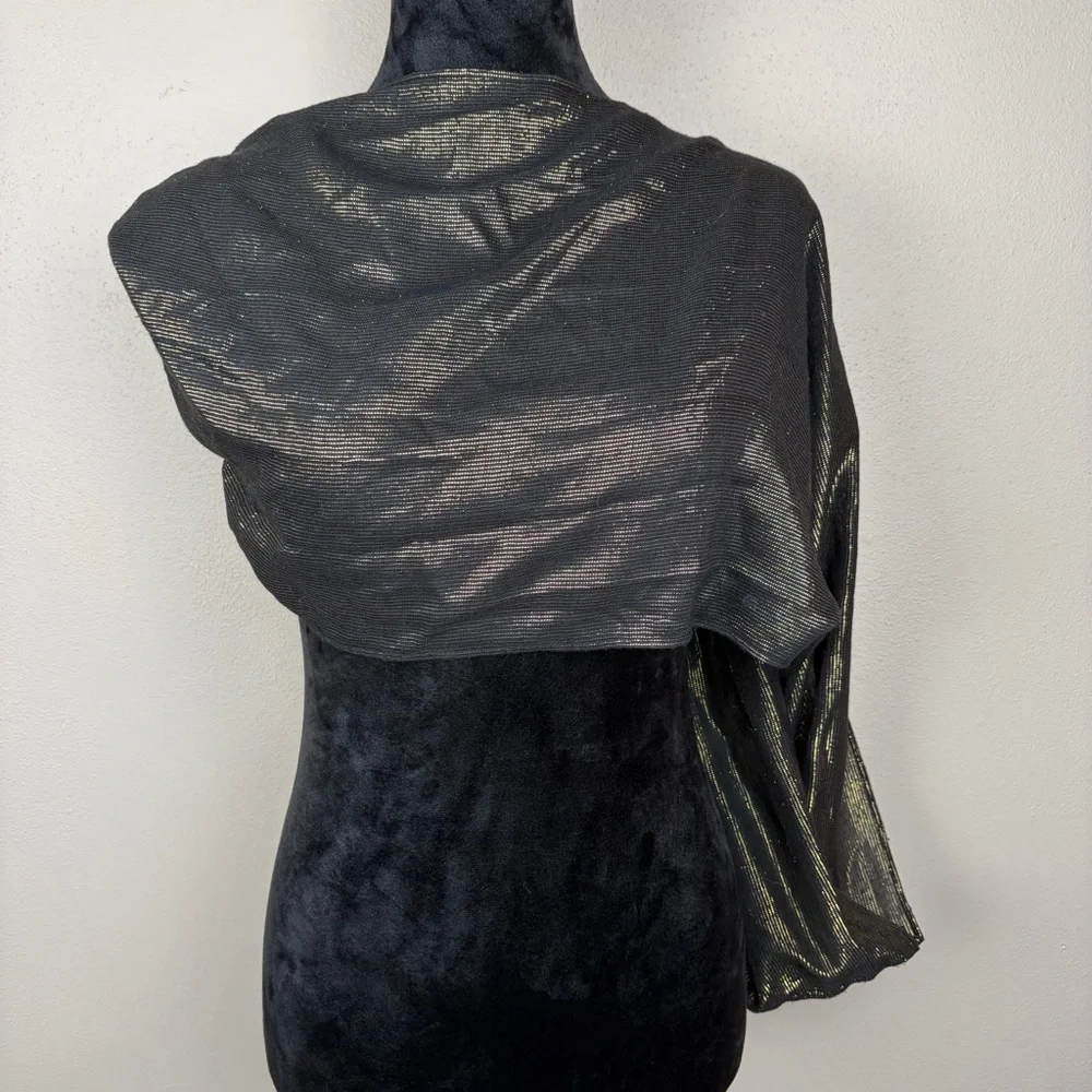 Gold Metallic Black Infinity Scarf EUC Shimmer Evening Wrap Sparkle Loop Knit